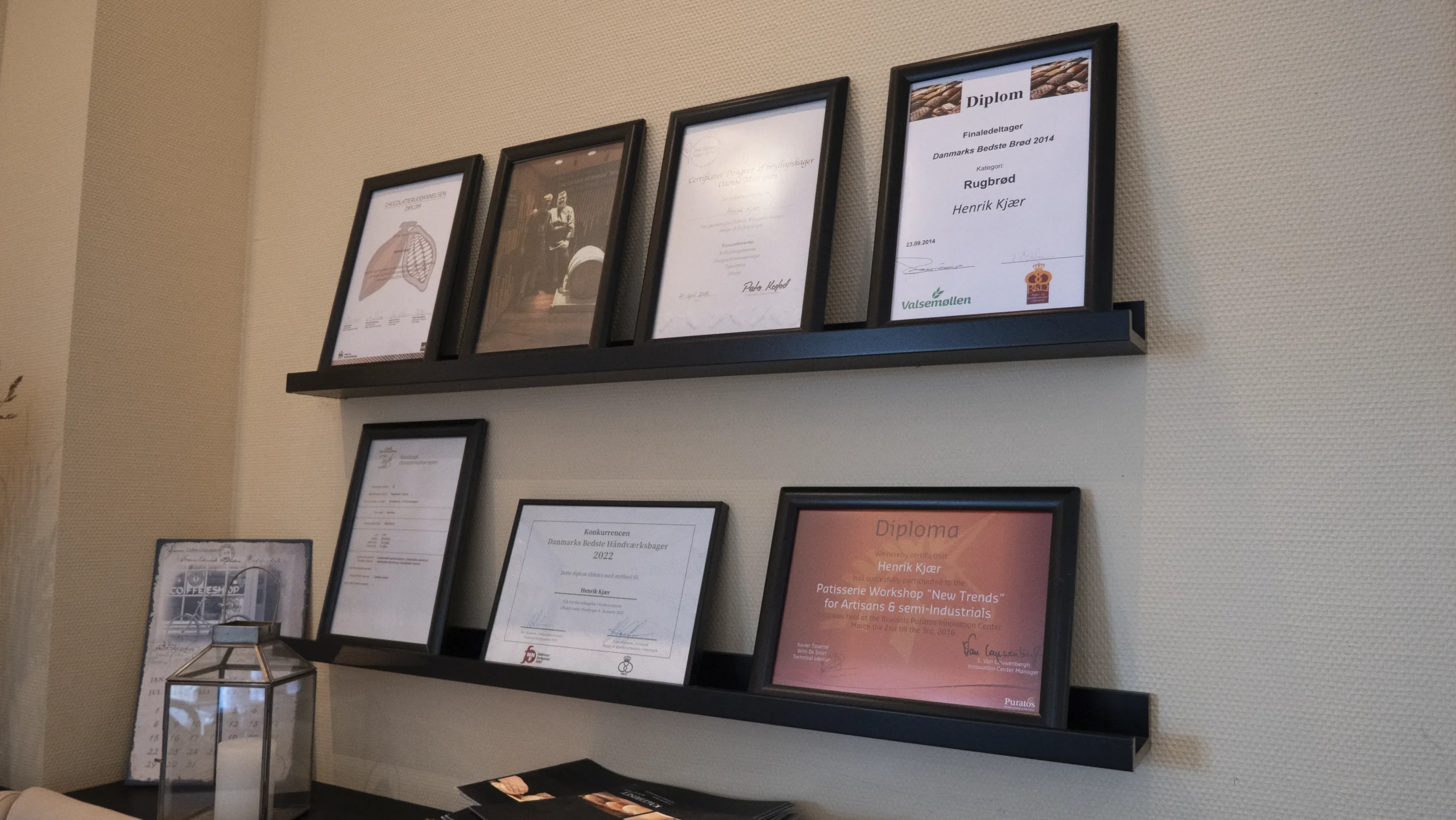 Kagehuset Hovedgård - Certifikater og diplomer 1